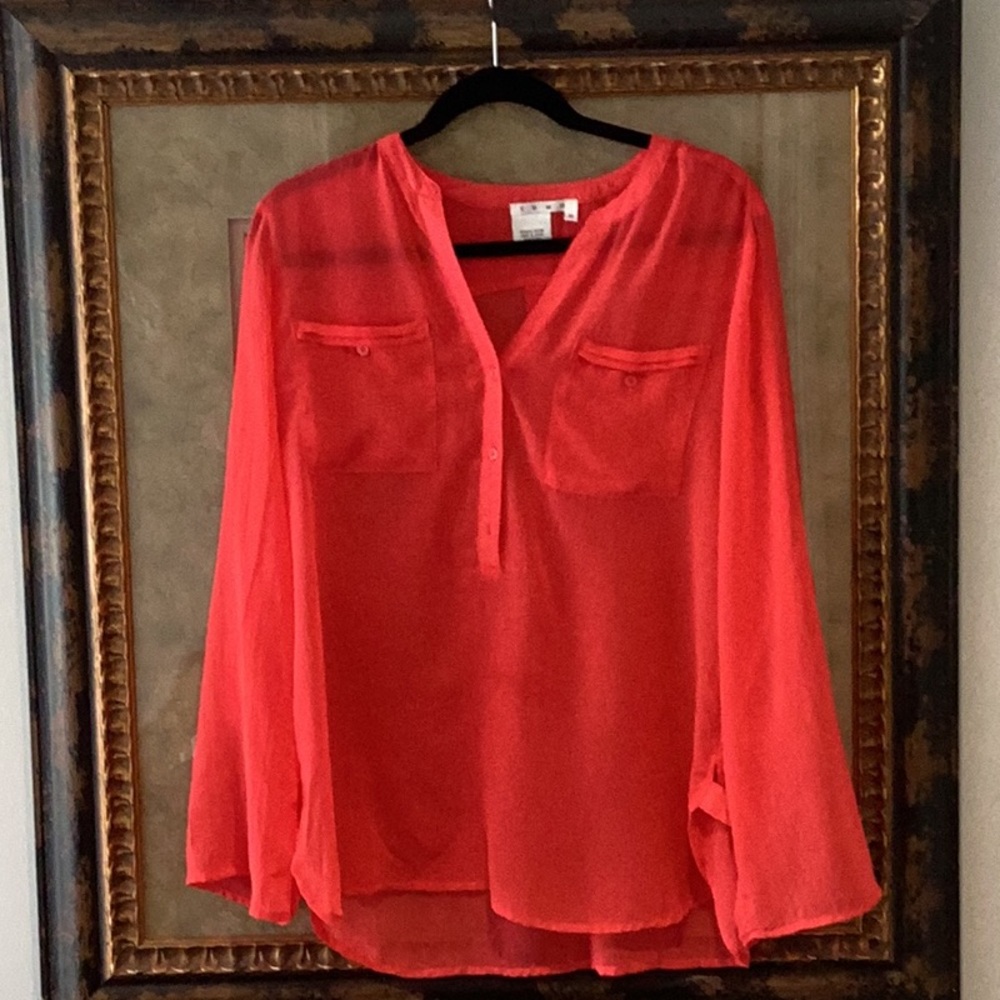 Como Semi-Sheer Red Top w/ Convertible Sleeves